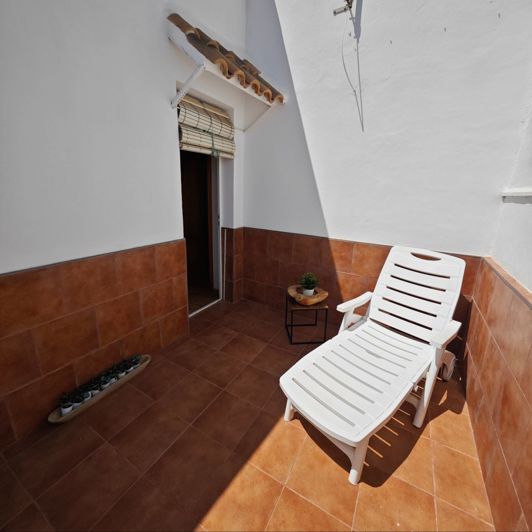 Image No.20-5 Bed House for sale