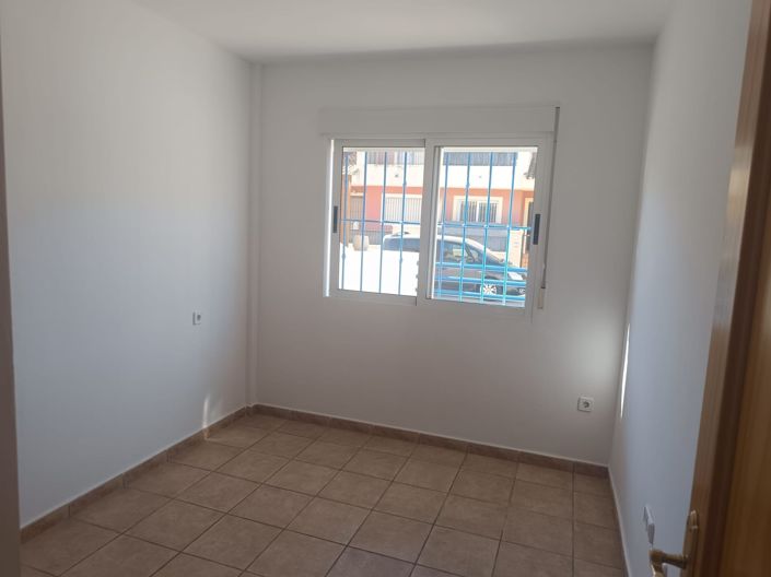 Image No.10-3 Bed Apartment for sale