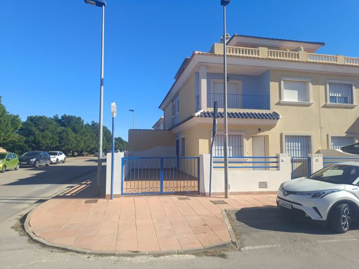 Image No.3-3 Bed Apartment for sale