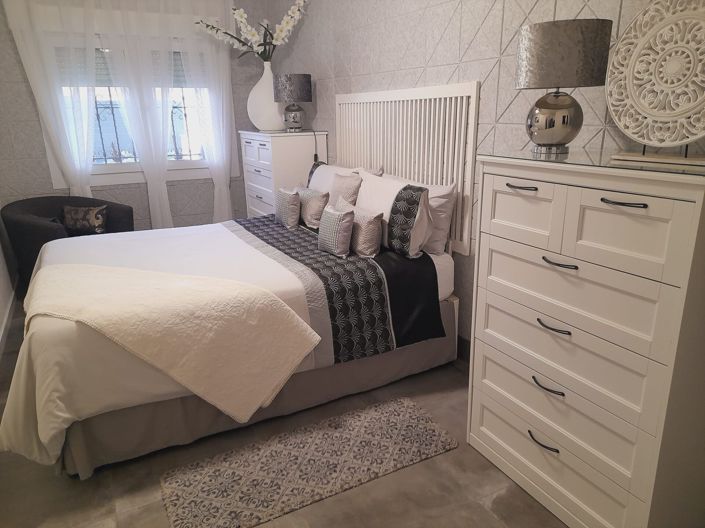 Image No.20-3 Bed Apartment for sale