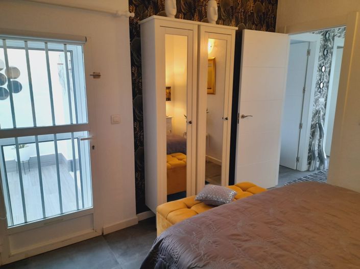 Image No.33-3 Bed Apartment for sale