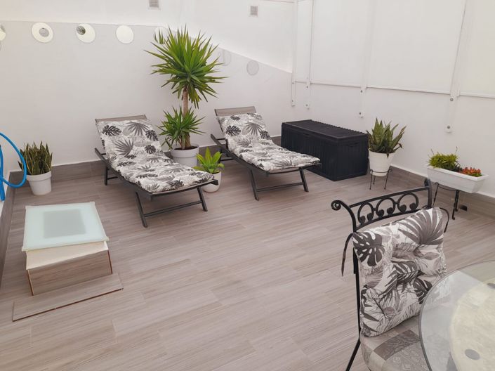 Image No.56-3 Bed Apartment for sale