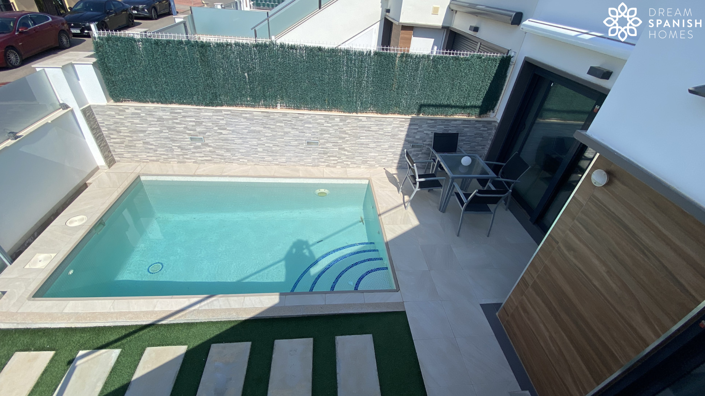 Image No.21-2 Bed Villa for sale