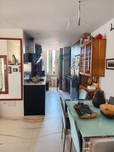 Image No.3-3 Bed Apartment for sale