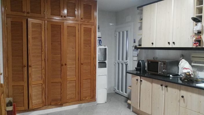 Image No.21-4 Bed Apartment for sale