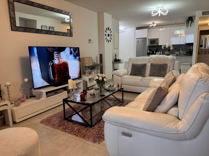 Image No.14-3 Bed Apartment for sale