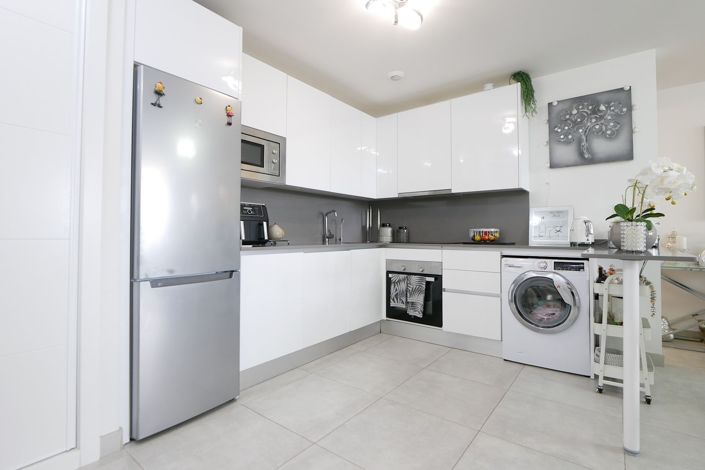 Image No.9-3 Bed Apartment for sale