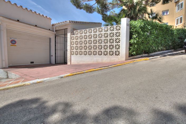 Image No.17-3 Bed Villa for sale