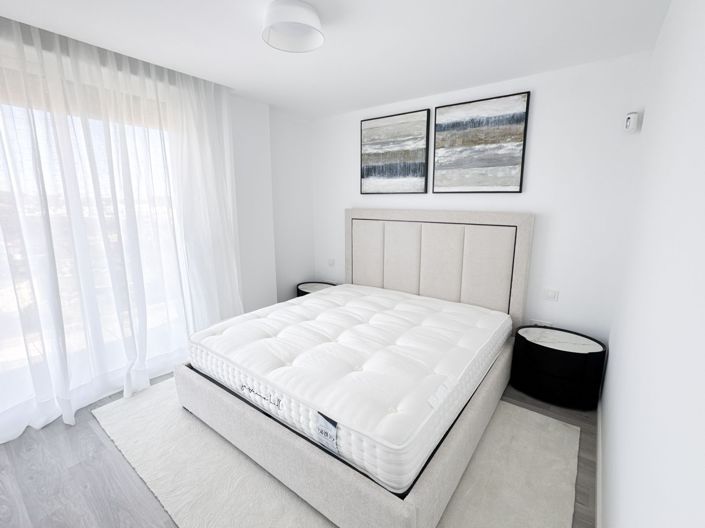 Image No.12-3 Bed Apartment for sale