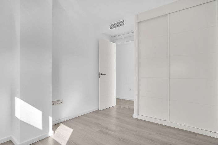 Image No.16-3 Bed Apartment for sale