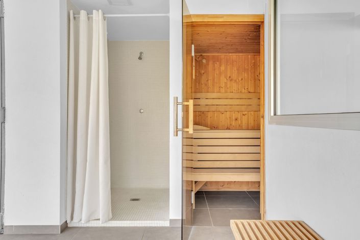 Image No.24-3 Bed Apartment for sale