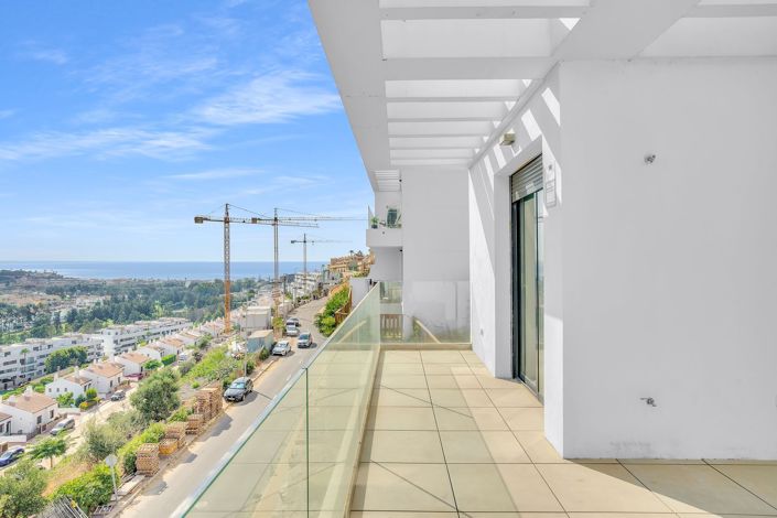 Image No.3-3 Bed Apartment for sale