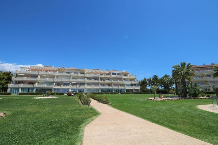Image No.29-3 Bed Apartment for sale