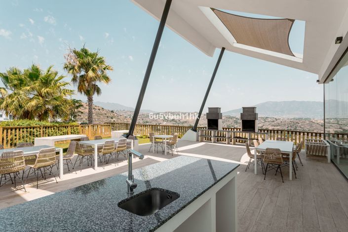 Image No.30-3 Bed Apartment for sale