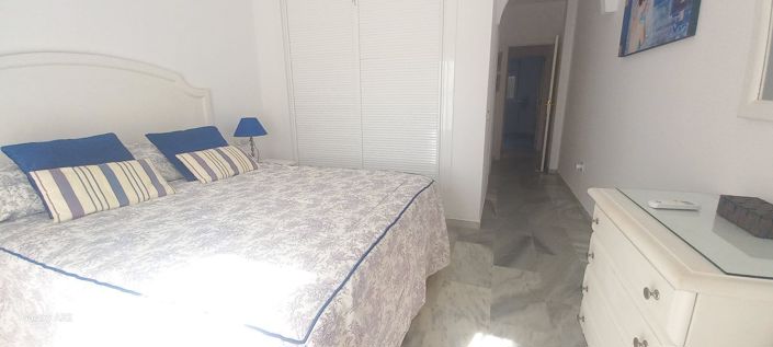 Image No.11-3 Bed Apartment for sale