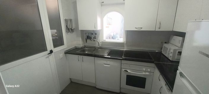 Image No.8-3 Bed Apartment for sale