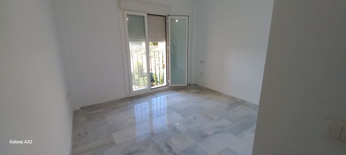 Image No.10-3 Bed Penthouse for sale