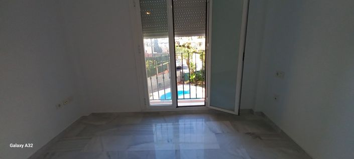Image No.8-3 Bed Penthouse for sale