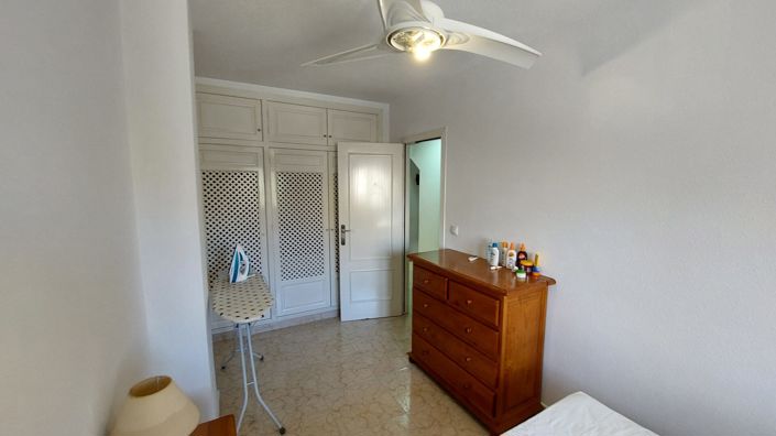 Image No.21-4 Bed Apartment for sale
