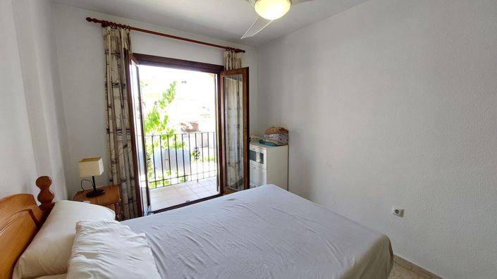 Image No.23-4 Bed Apartment for sale