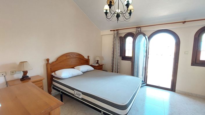Image No.27-4 Bed Apartment for sale