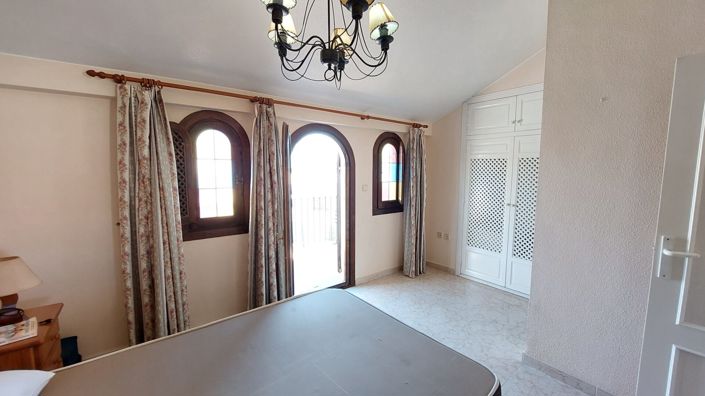 Image No.28-4 Bed Apartment for sale