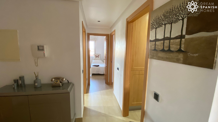Image No.19-3 Bed Apartment for sale