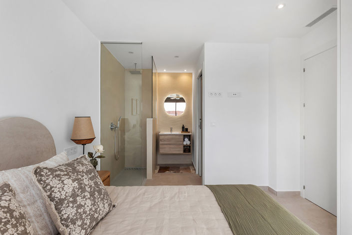 Image No.43-2 Bed Apartment for sale