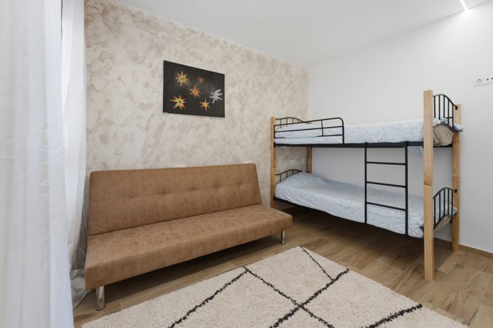 Image No.23-2 Bed Apartment for sale
