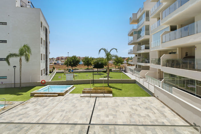 Image No.24-2 Bed Apartment for sale