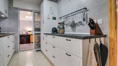 calle-pintoer-nicklau-49-22-of-48