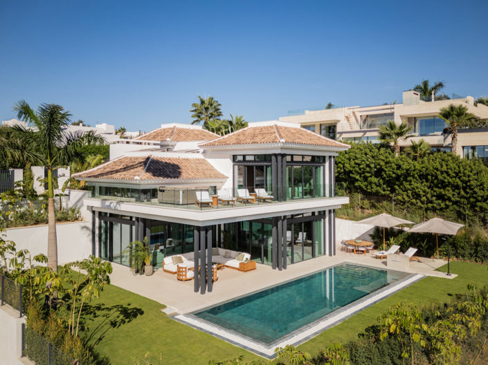 Image No.6-4 Bed House for sale