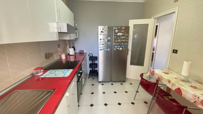 Image No.12-3 Bed Apartment for sale