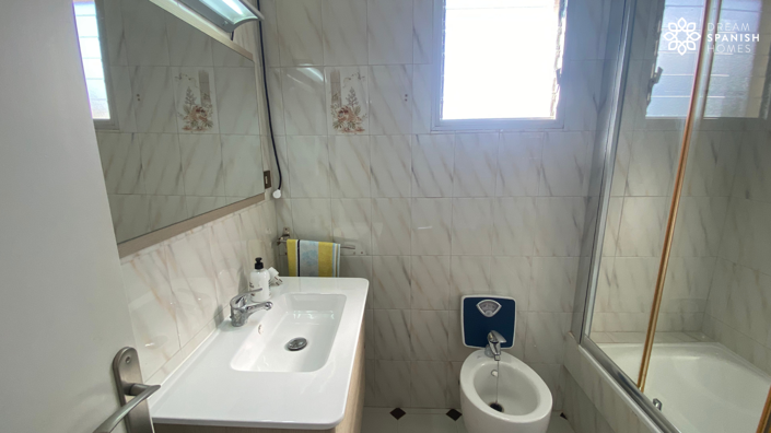 Image No.17-3 Bed Apartment for sale