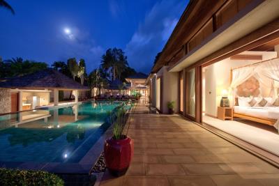 Koh-Samui-Beachfront-Property-Bedroom-Exterior