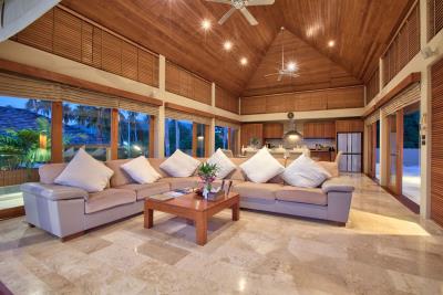 Koh-Samui-Beachfront-Property-Lounge-Night