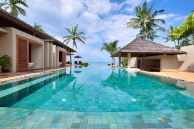 Koh-Samui-Beachfront-Property-Pool