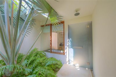 Samujana-Ko-Samui-Villa-11A-Bathroom
