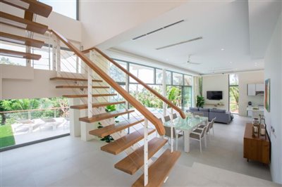 Modern-Sea-View-Villa-Lamai-Stairs