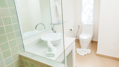 Villa-Khwan-Rak-Master-Bathroom