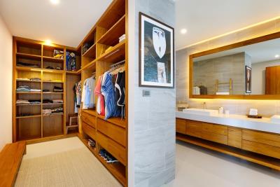 Luxury-Villa-Samui-Master-Closet