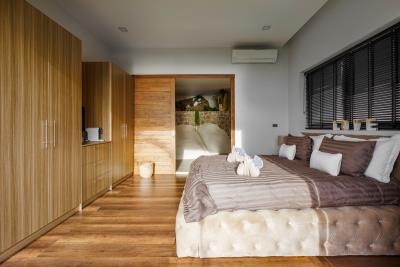 Samui-Sea-View-Property-Bedroom-1