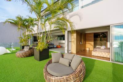 Samui-Sea-View-Property-Bedroom-Terrace
