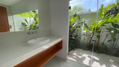 Samui-Sea-View-Pool-Villa-Bathroom-3