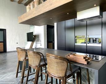 Clay-8-Ko-Samui-Western-Kitchen