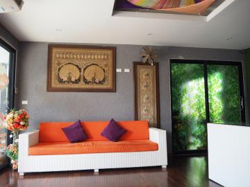 Samui-Hotel-For-Sale-Reception-Seating