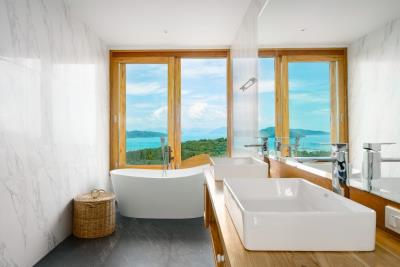 Sea-View-Samui-Property-Bathtub
