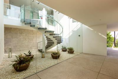 Ko-Samui-Luxury-Villa-Stairs