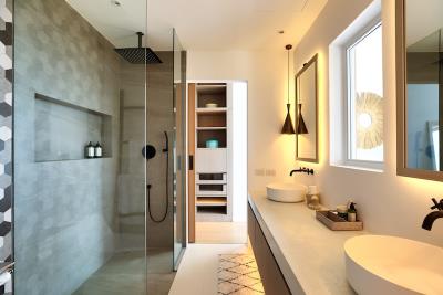Pacific-Palisade-Villa-Palms-Bathroom