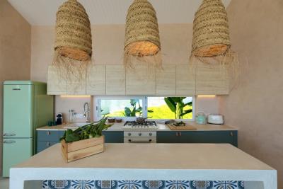 Pacific-Palisade-Villa-Boho-Kitchen